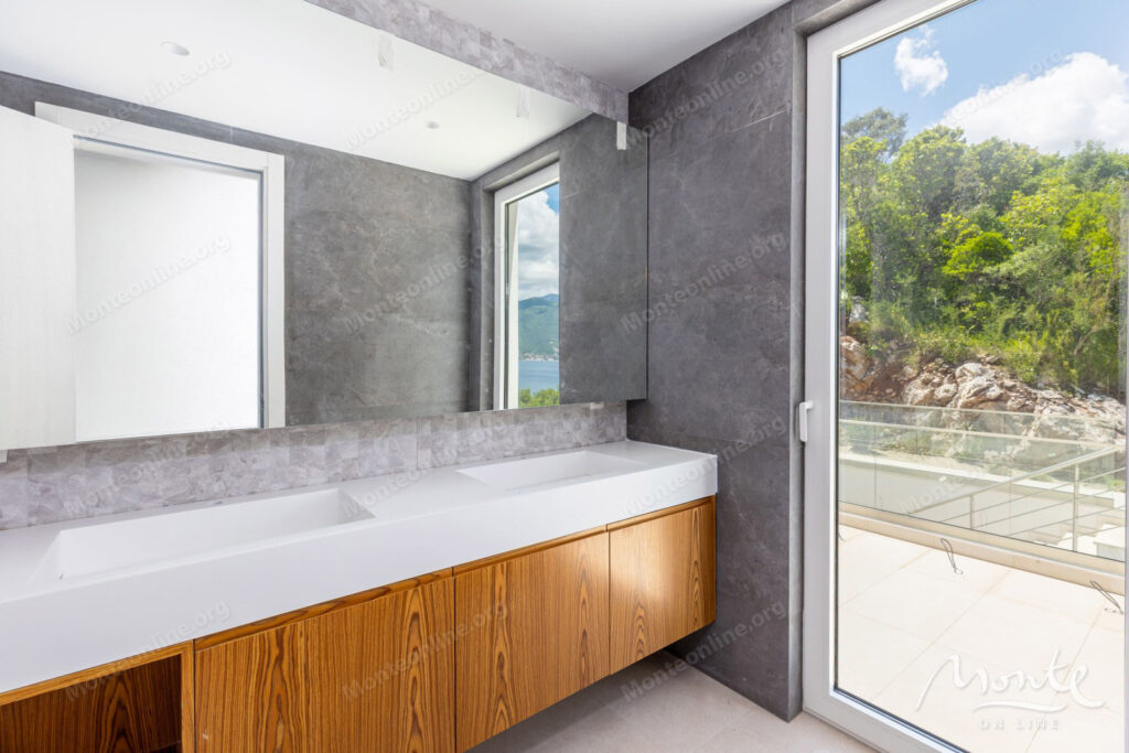 sovremennaya villa s panoramnym vidom na more v krashichi 30