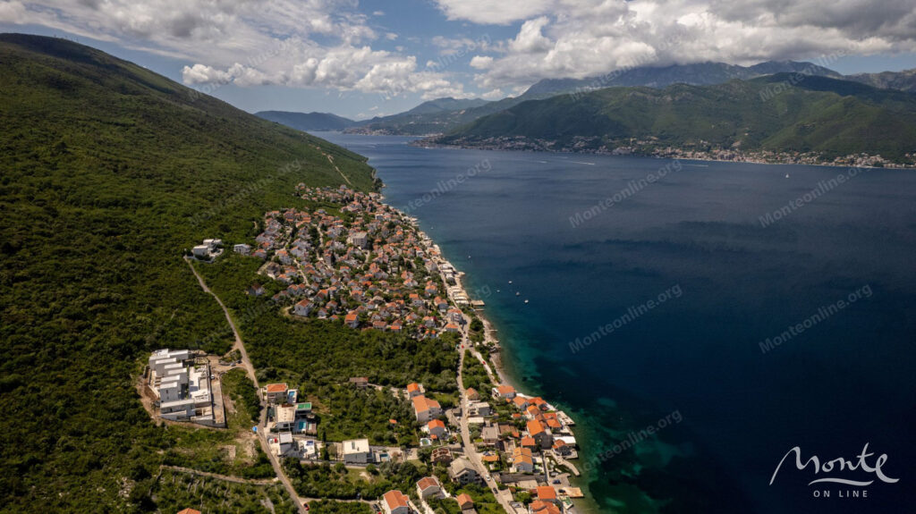 sovremennaya villa s panoramnym vidom na more v krashichi 36