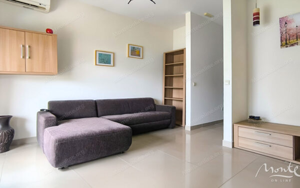 svetlaya kvartira u morya v risane vid v kotoryj vlyublyaeshsya 05