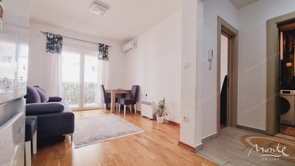 uyutnaya 1 spalnaya kvartira v tihom rajone lazi budva 02