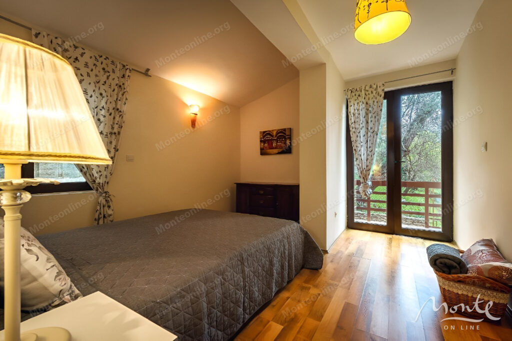 villa milana prostornaya villa s sadom v budve vsego 6 minut ot morya 29