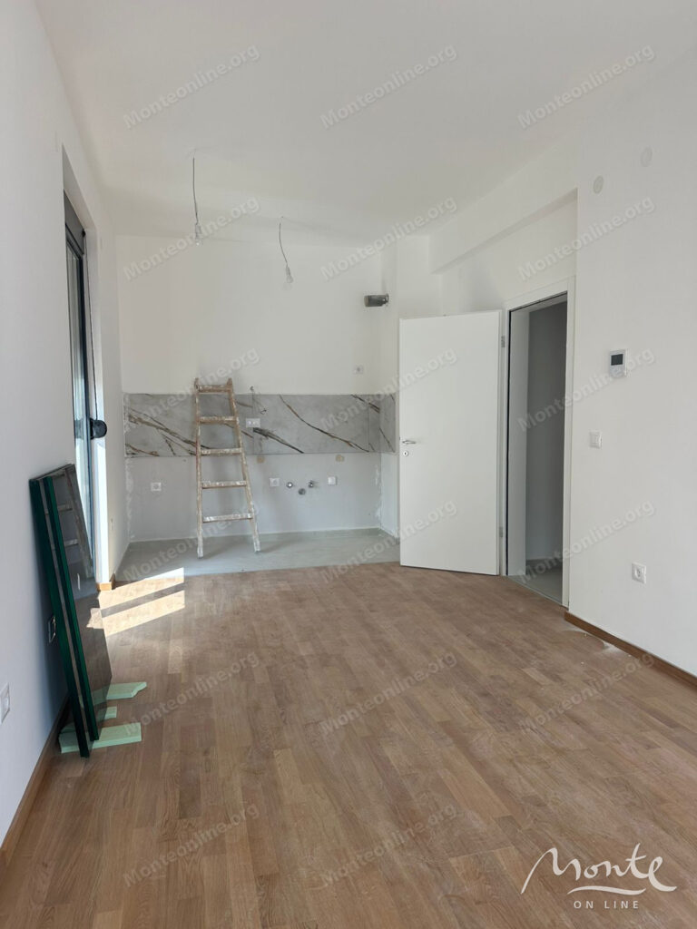 1 spalnaya kvartira v novom zhilom komplekse v bechichi 08