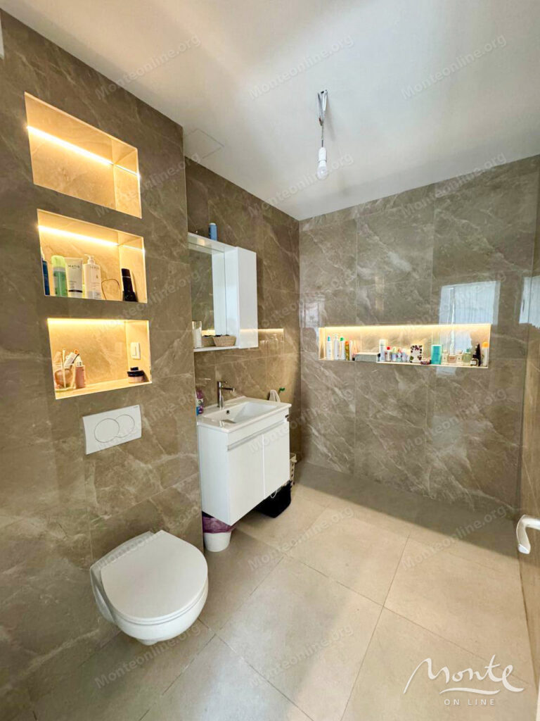 2 spalnaya kvartira premium klassa v novom zhilom komplekse budva 10