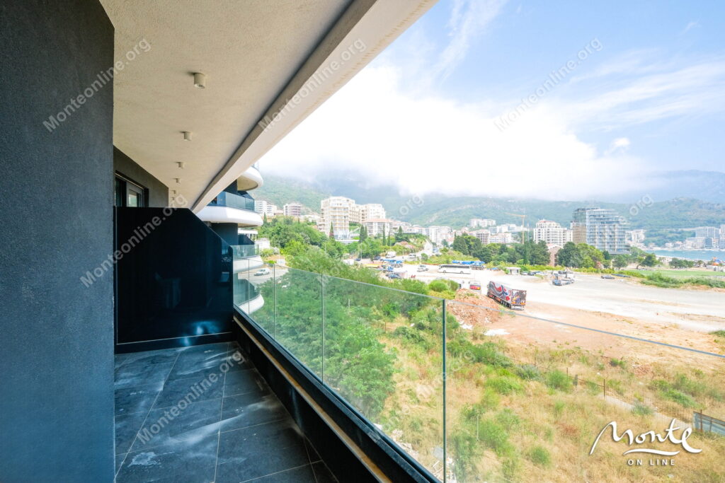 elitnyj apartament s vidom na adriatiku v premium komplekse bechichi 02