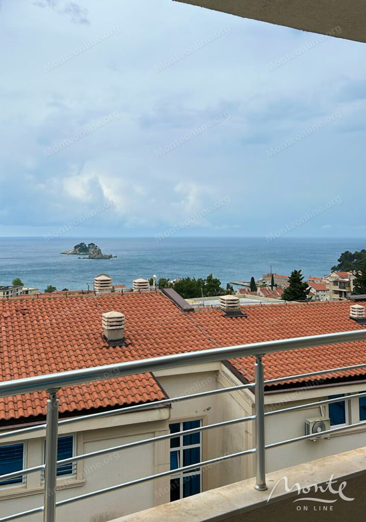 kvartira s 1 spalnej i panoramnym vidom na more v petrovcze 02