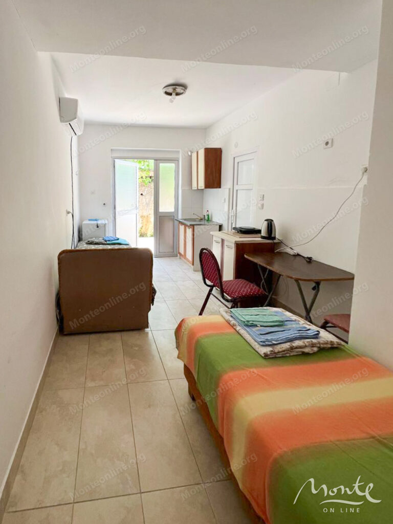 mini gostinicza u morya s plodonosnym sadom i gotovym biznesom v shushane bar 11