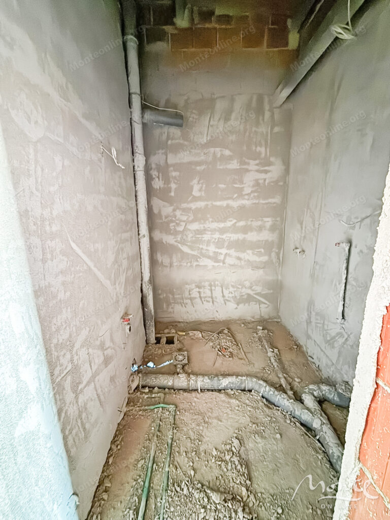 novaya kvartira s 1 spalnej v podgoricze rajon zabelo ryadom s parkom lyubovich 15