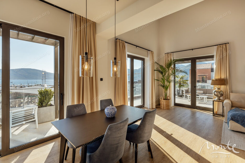 novyj penthaus v porto montenegro s potryasayushhim vidom na boka kotorskij zaliv 10