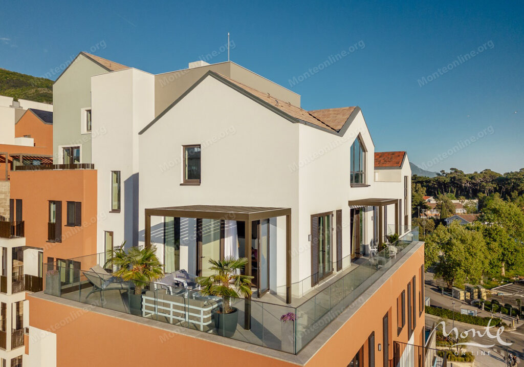 novyj penthaus v porto montenegro s potryasayushhim vidom na boka kotorskij zaliv 40