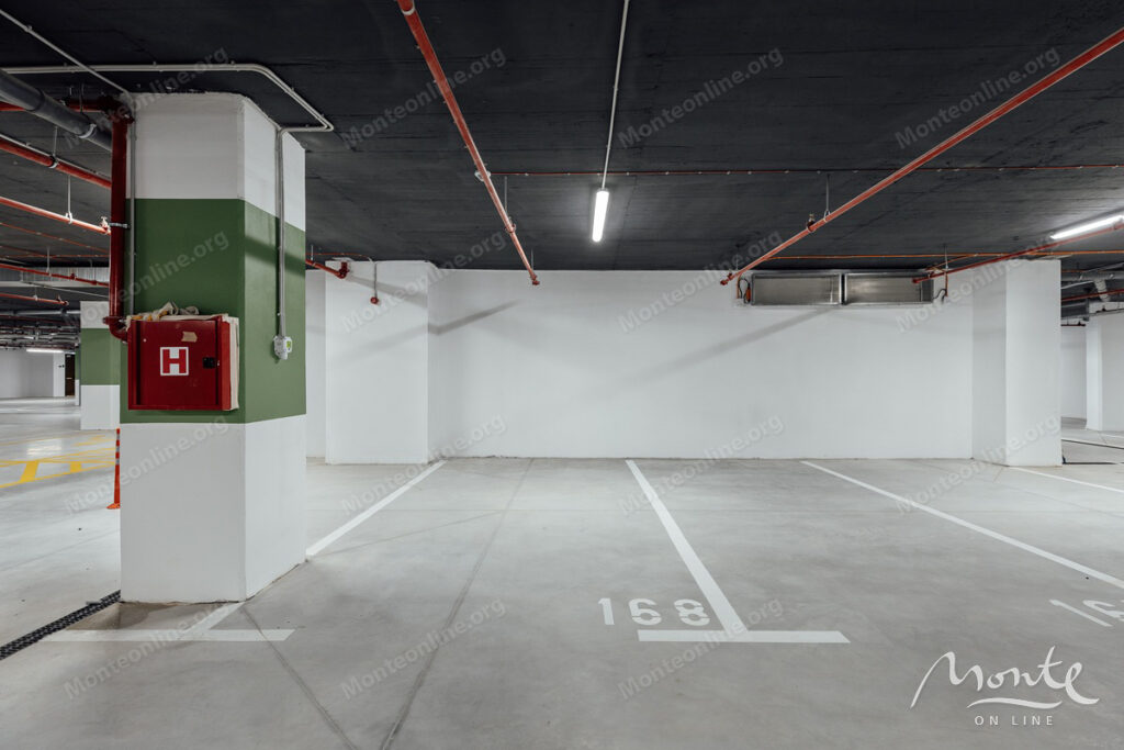 novyj penthaus v porto montenegro s potryasayushhim vidom na boka kotorskij zaliv 44