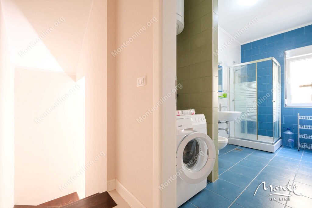 prostornaya 1 spalnaya kvartira v biele u morya s bassejnom 18