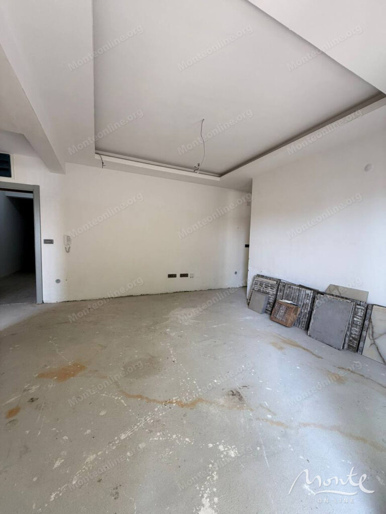 prostornaya 2 spalnaya kvartira v novom dome s vidom na more budva 08