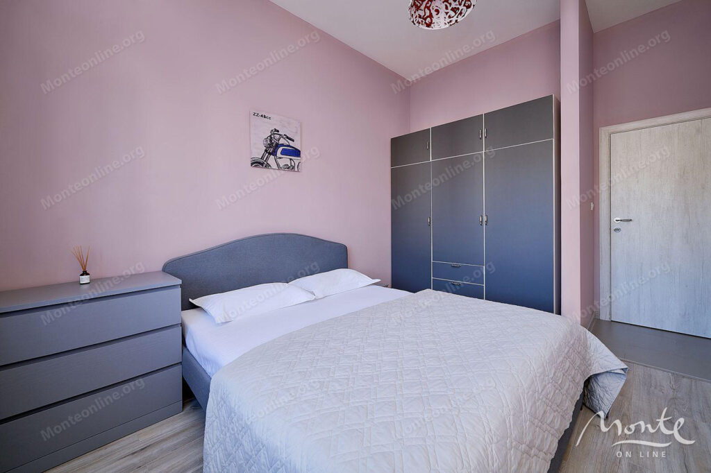 prostornaya kvartira s terrasoj i vidom na more belvedere residence bechichi 05