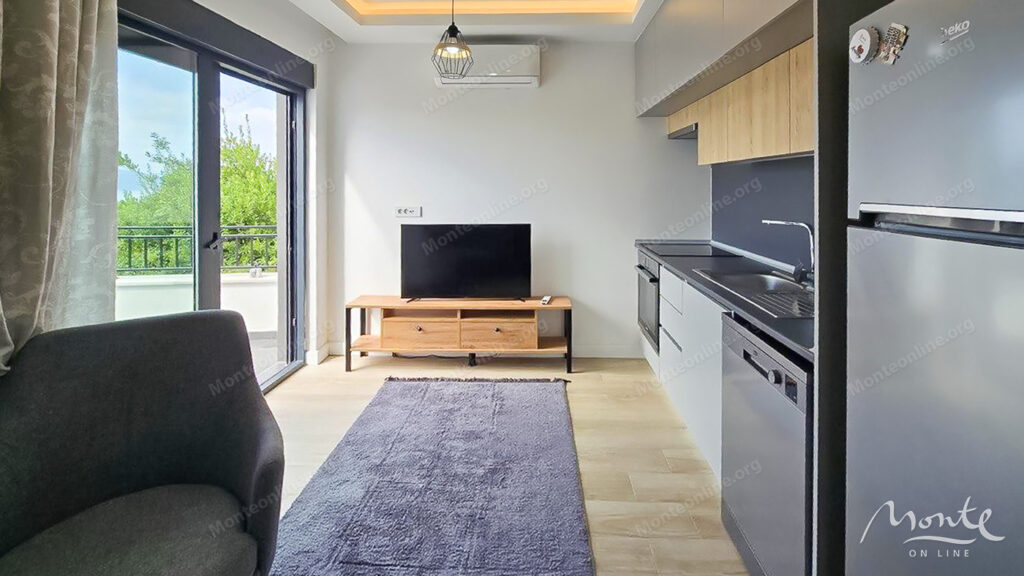 semejnaya kvartira s dvumya spalnyami terrasoj i bassejnom tivat kava 04