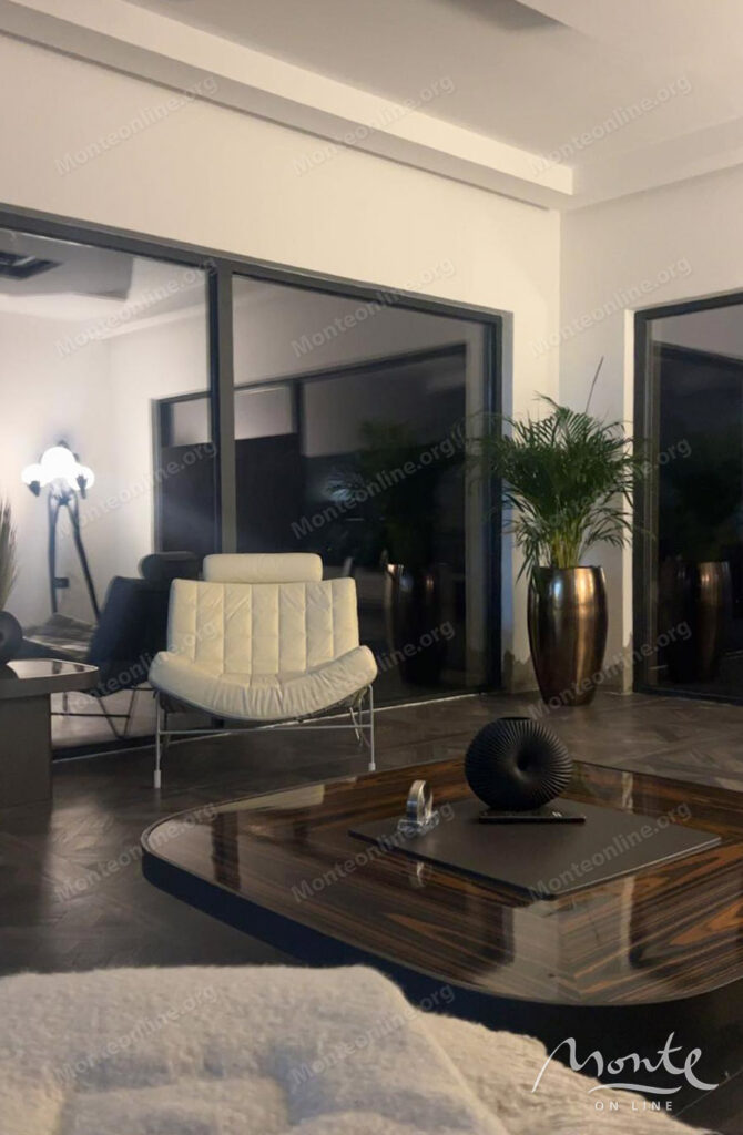 shikarnaya 3 etazhnaya villa v przhno s bassejnom i vidami na more 07