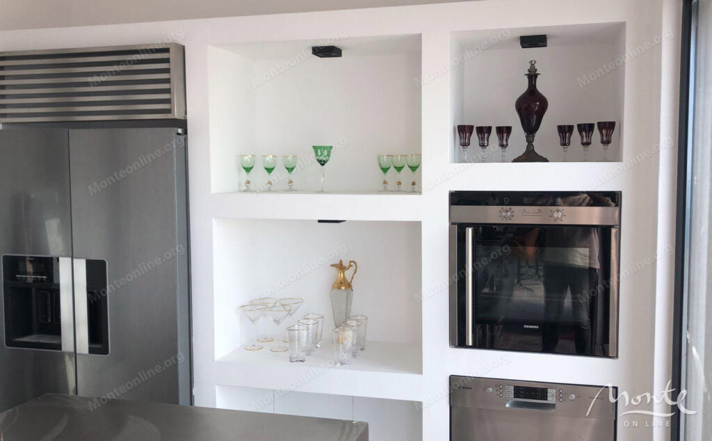 shikarnaya 3 etazhnaya villa v przhno s bassejnom i vidami na more 08