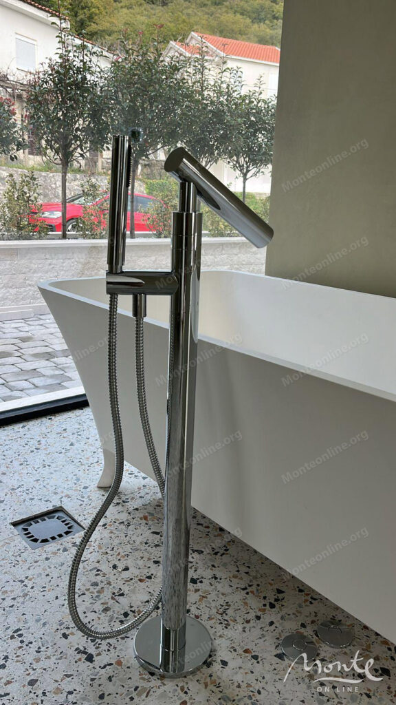 shikarnaya 3 etazhnaya villa v przhno s bassejnom i vidami na more 14