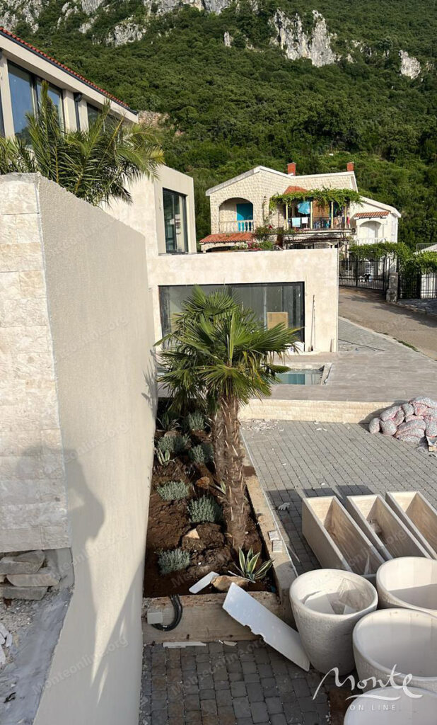 shikarnaya 3 etazhnaya villa v przhno s bassejnom i vidami na more 17