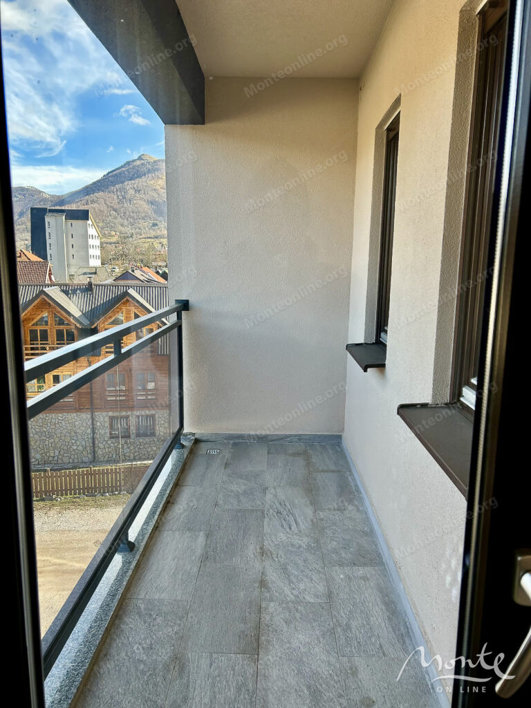 svetlaya 1 spalnaya kvartira v novostrojke premium klassa kolashin 07