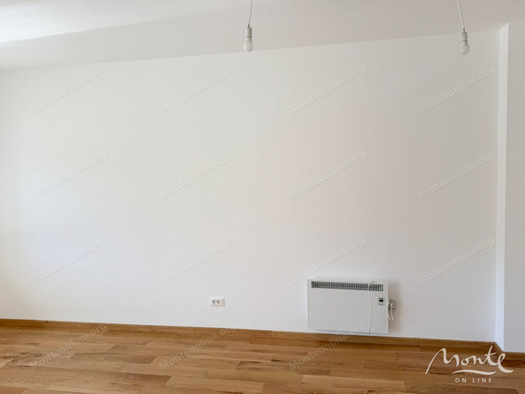 svetlyj 1 spalnyj apartament s dvumya prostornymi balkonami v kolashine 07