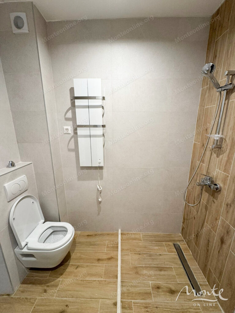 svetlyj 1 spalnyj apartament s dvumya prostornymi balkonami v kolashine 11