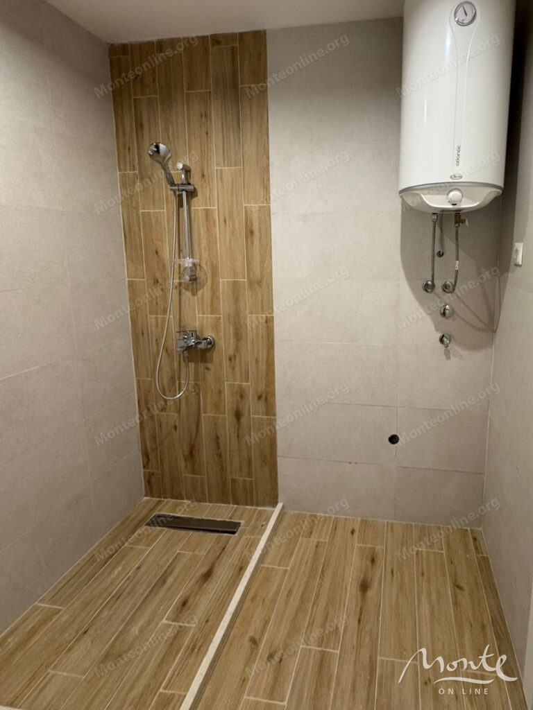 svetlyj 1 spalnyj apartament s dvumya prostornymi balkonami v kolashine 12