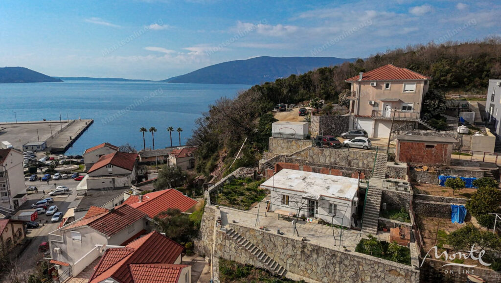 uchastok s domom v zelenike s vidom na more i vozmozhnostyu zastrojki 10