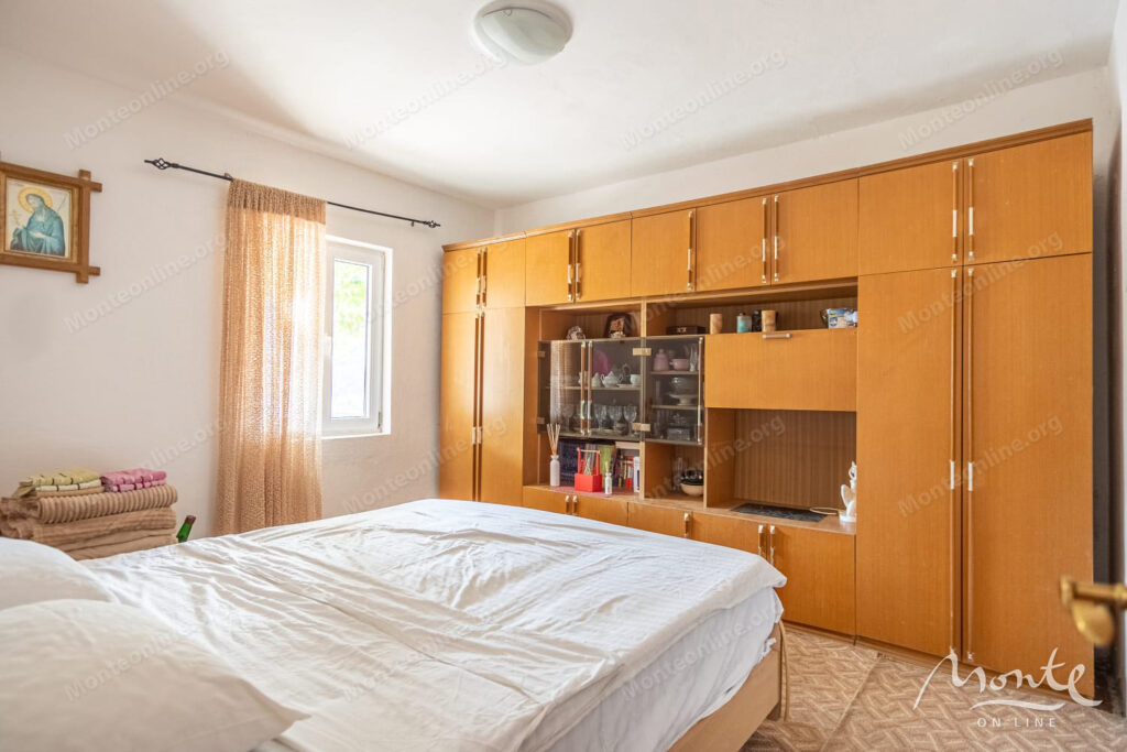 uchastok s domom v zelenike s vidom na more i vozmozhnostyu zastrojki 11