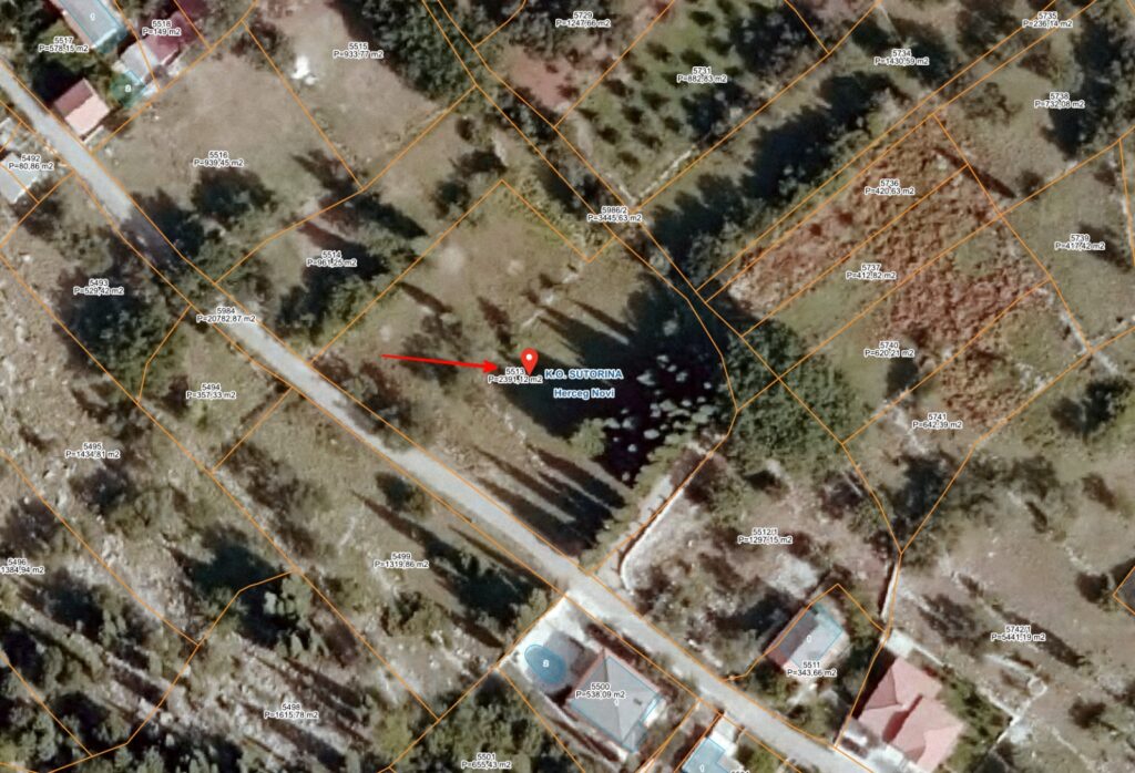 uchastok zemli v spokojnom i zelenom rajone sutorina herczeg novi 05