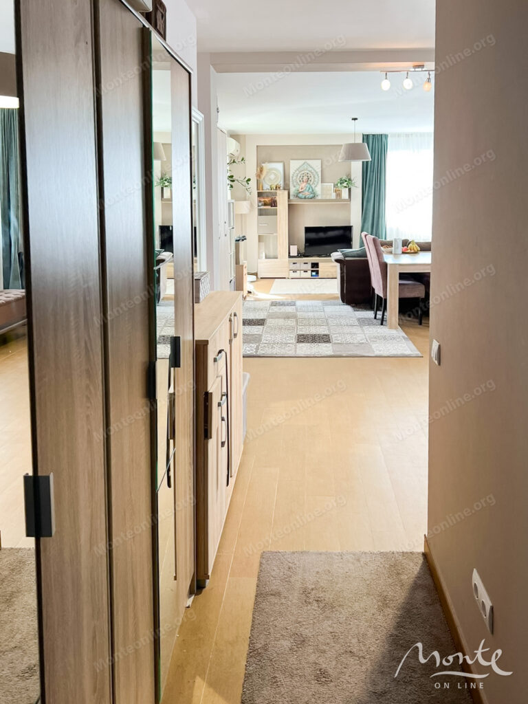 uyutnaya 2 spalnaya kvartira s bolshoj terrasoj v budve 10