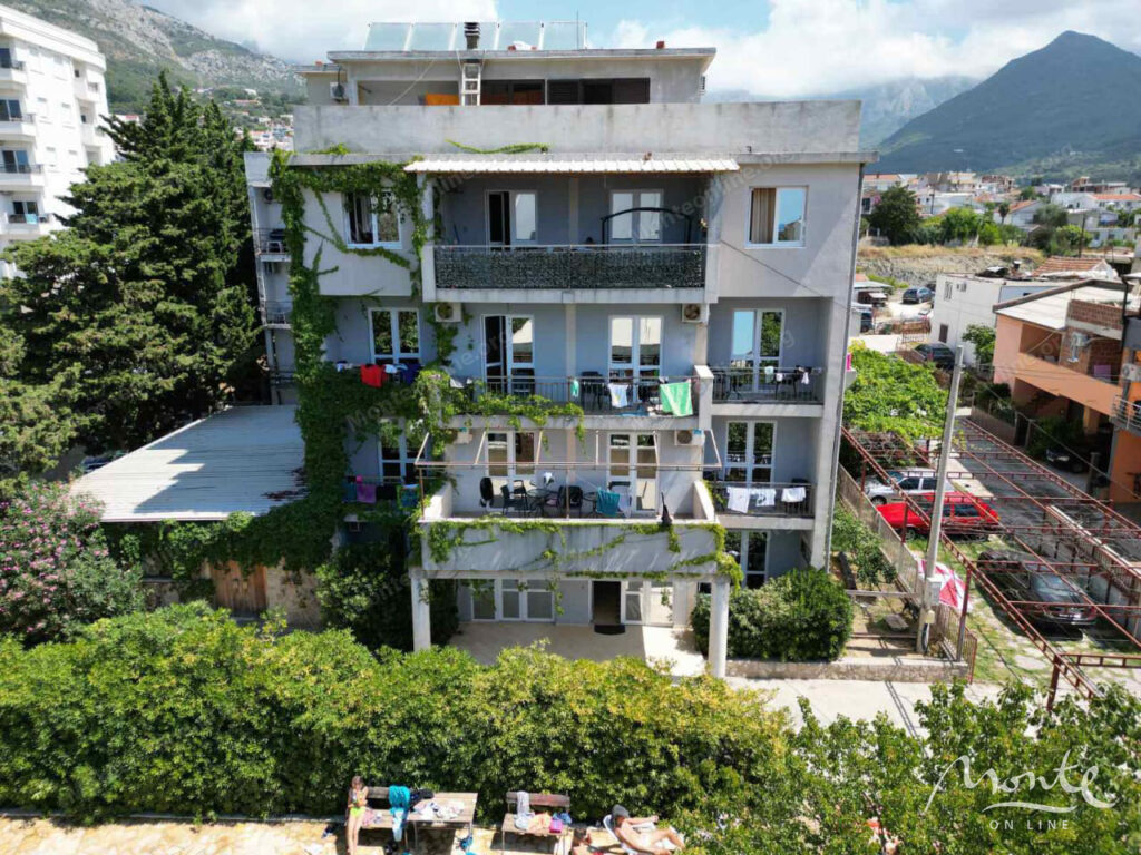 velikolepnyj 4 etazhnyj otel s restoranom i parkovkoj v 300 m ot morya bar 03