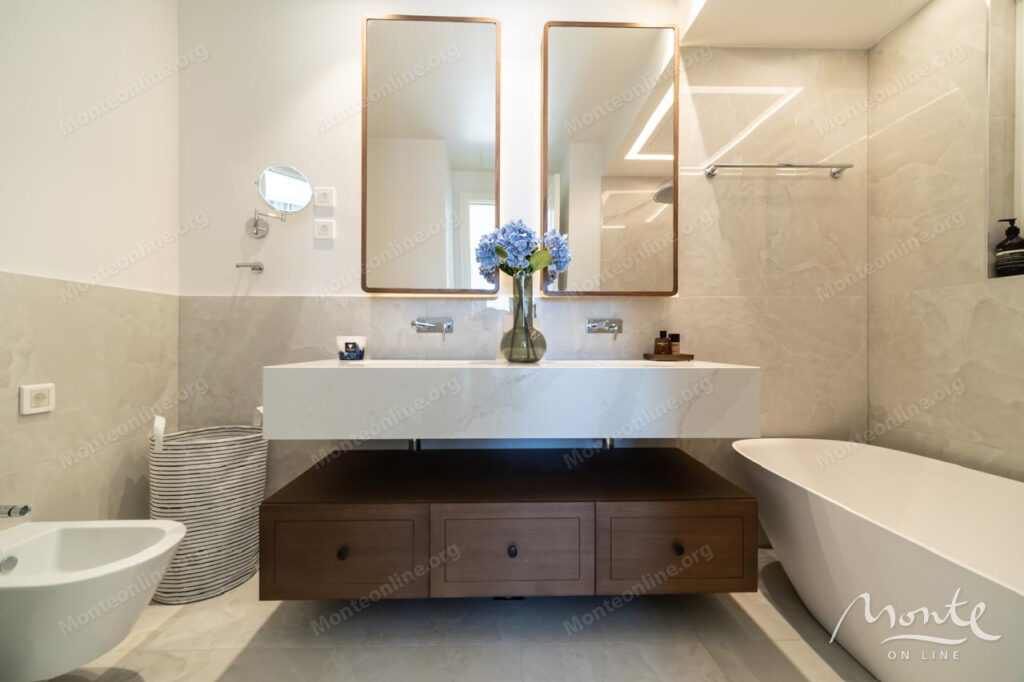 dizajnerskaya 2 spalnaya kvartira s vidom na more v marina village lustica bay 20