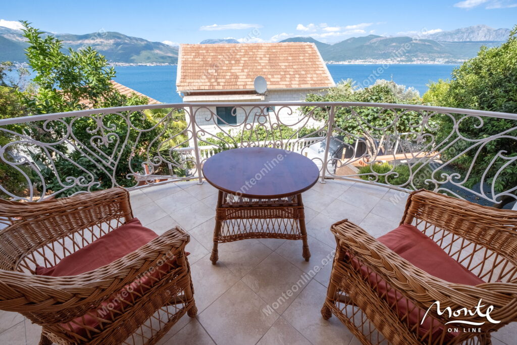 Dom 3sp Krasici Tivat 18