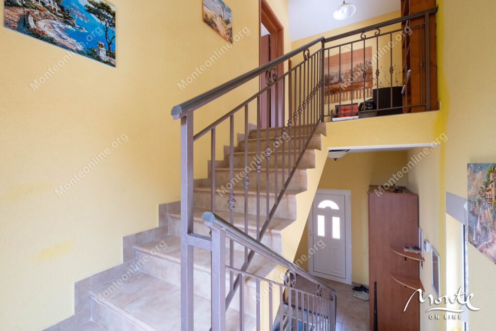 Dom 3sp Krasici Tivat 23