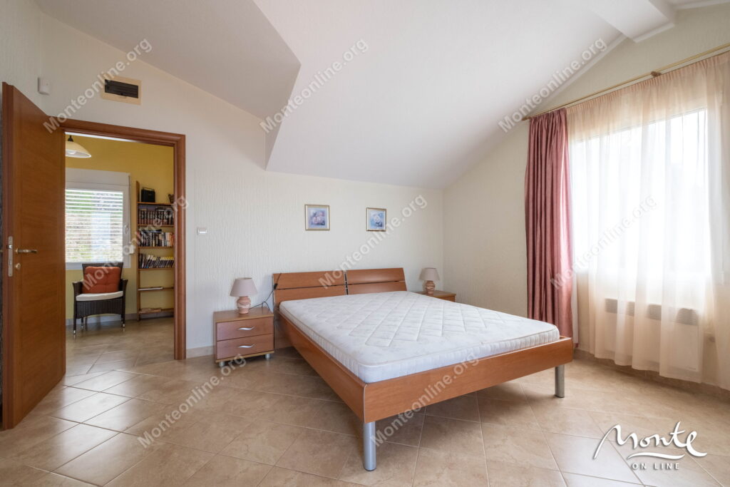 Dom 3sp Krasici Tivat 28