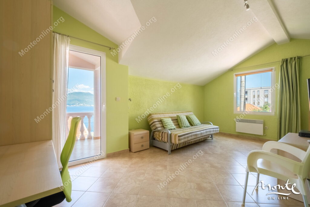 Dom 3sp Krasici Tivat 32