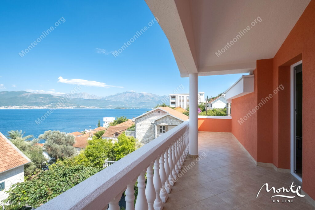 Dom 3sp Krasici Tivat 39