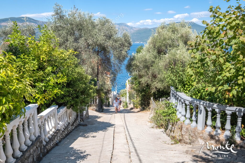 Dom 3sp Krasici Tivat 47