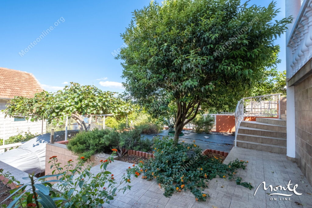 Dom 3sp Krasici Tivat 68