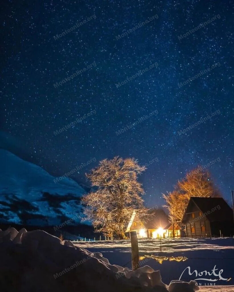 dom s vidom na durmitor u gornolyzhnogo kurorta savin kuk zhablyak 33