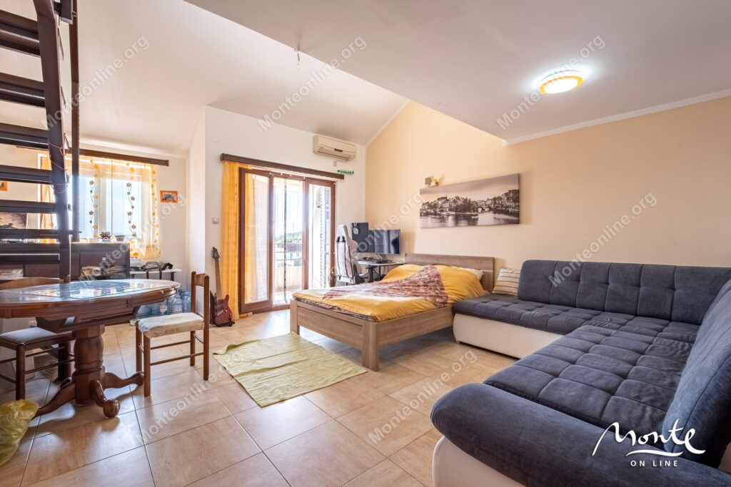 dvuhurovnevye apartamenty s 2 spalnyami v 150 m ot morya v kamenari herczeg novi 12