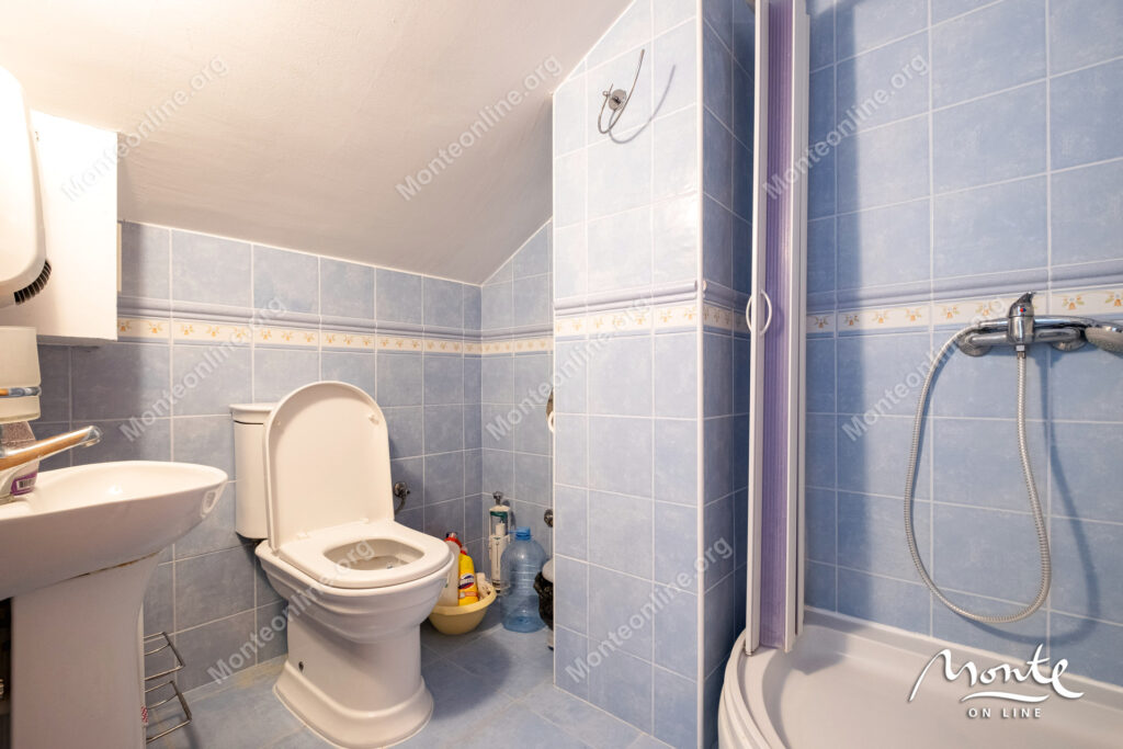 dvuhurovnevye apartamenty s 2 spalnyami v 150 m ot morya v kamenari herczeg novi 18