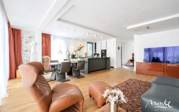 eksklyuzivnyj taunhaus v zakrytom komplekse s bassejnom v lastve grbalskoj chernogoriya 06