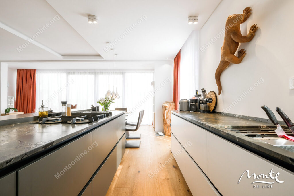 eksklyuzivnyj taunhaus v zakrytom komplekse s bassejnom v lastve grbalskoj chernogoriya 17