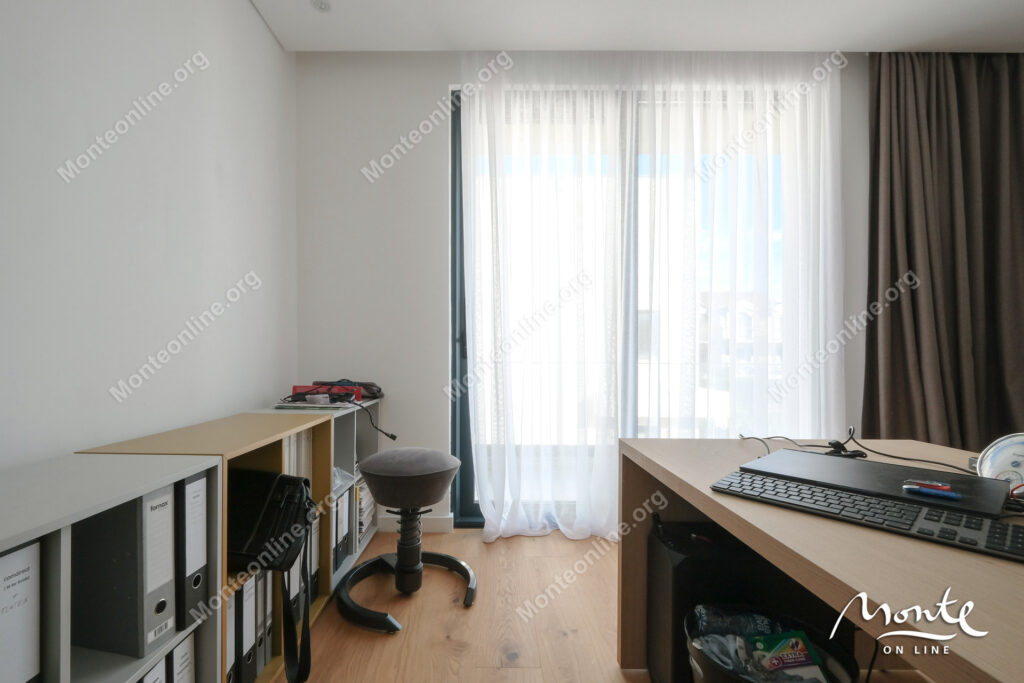 eksklyuzivnyj taunhaus v zakrytom komplekse s bassejnom v lastve grbalskoj chernogoriya 31