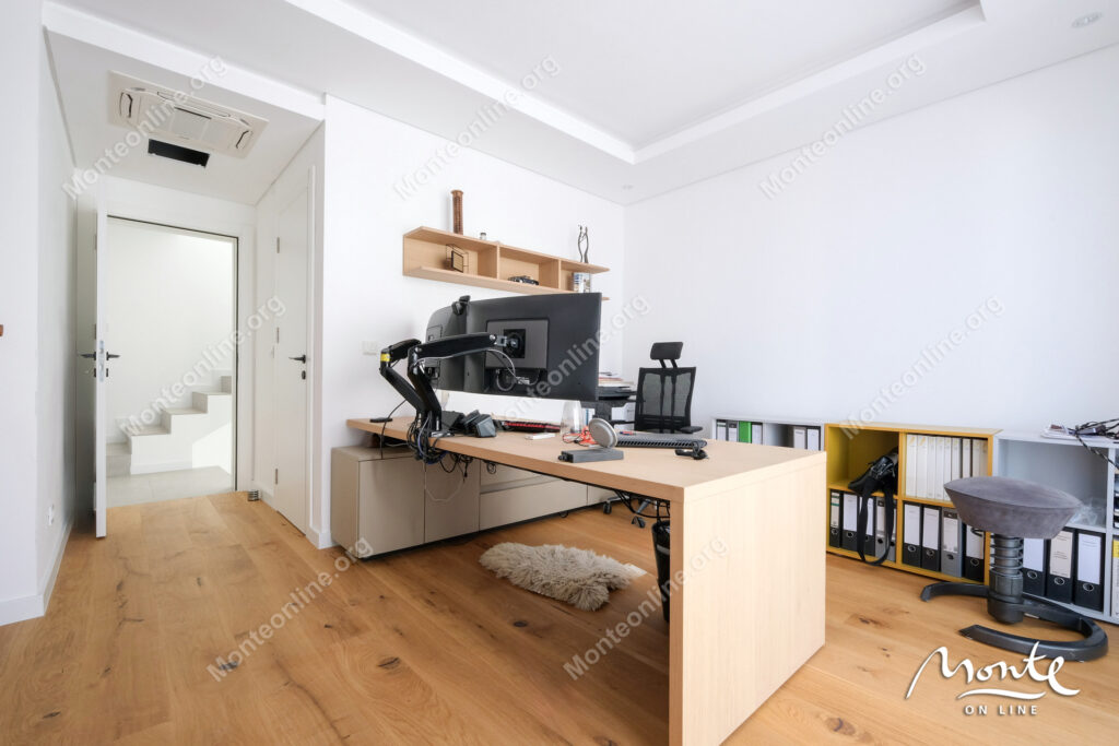 eksklyuzivnyj taunhaus v zakrytom komplekse s bassejnom v lastve grbalskoj chernogoriya 32