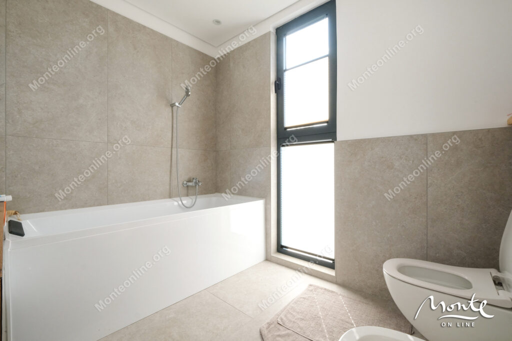 eksklyuzivnyj taunhaus v zakrytom komplekse s bassejnom v lastve grbalskoj chernogoriya 34