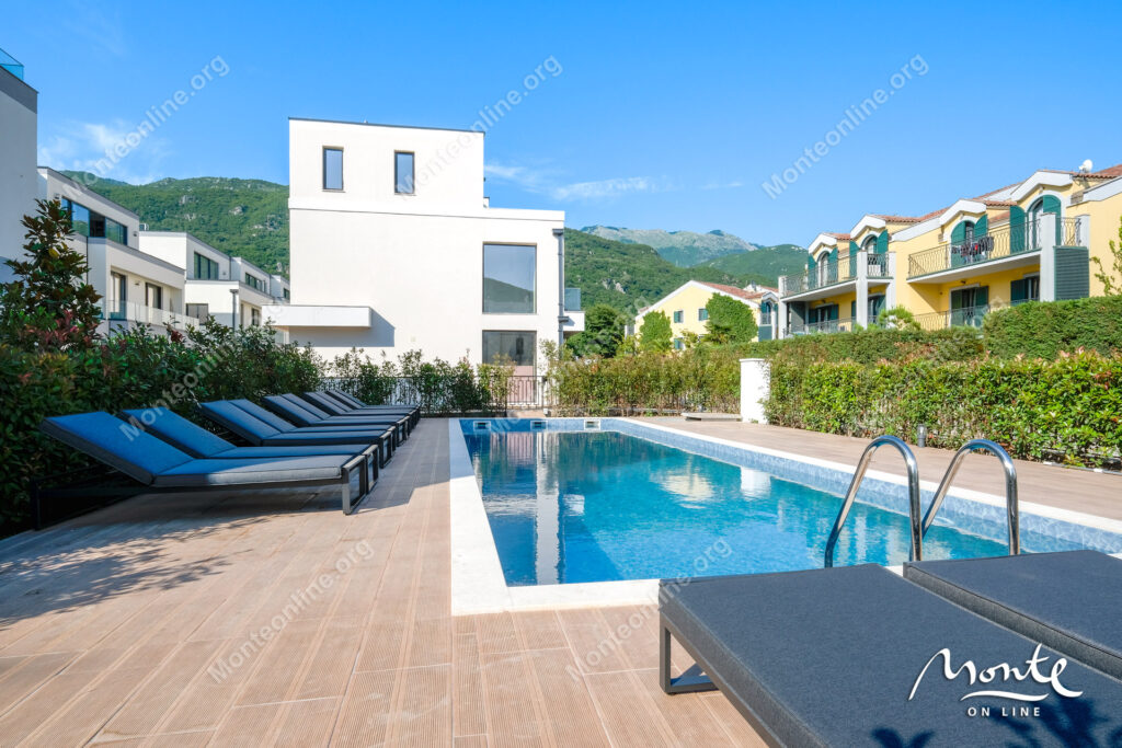 eksklyuzivnyj taunhaus v zakrytom komplekse s bassejnom v lastve grbalskoj chernogoriya 45