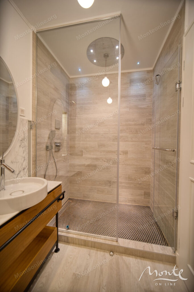 kvartira s 2 spalnyami vidom na more i sadom v marina village lustica bay 13