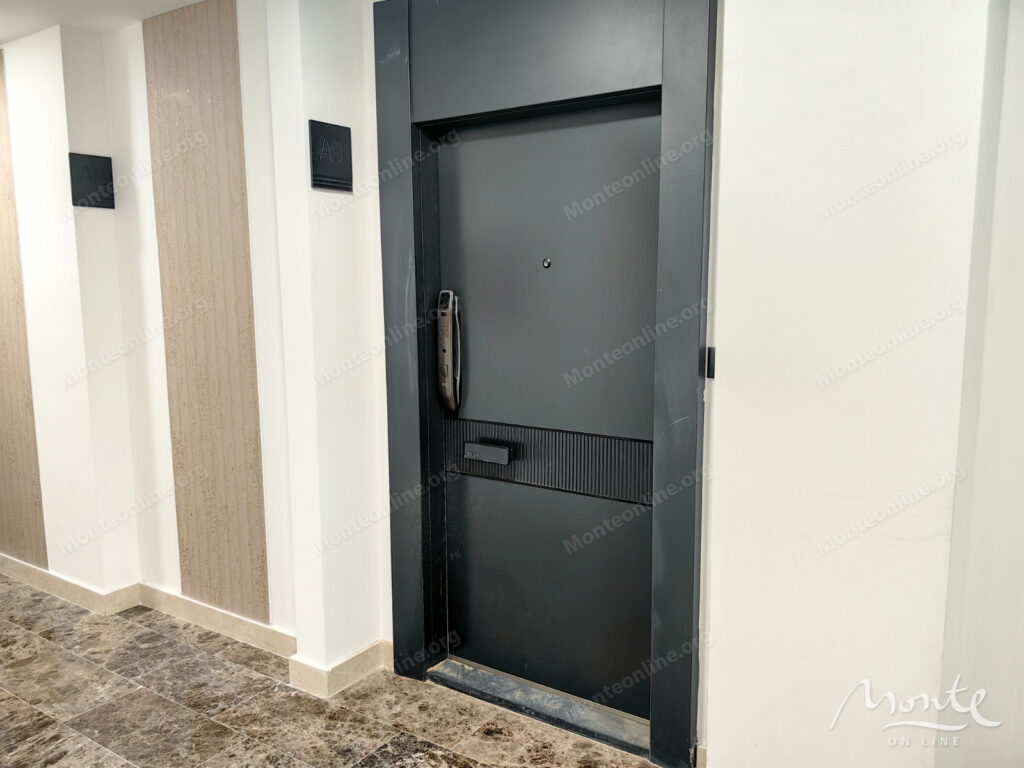 novaya kvartira s 3 spalnyami terrasami i parkovkoj v elitnom zhilom komplekse podgoricza 32